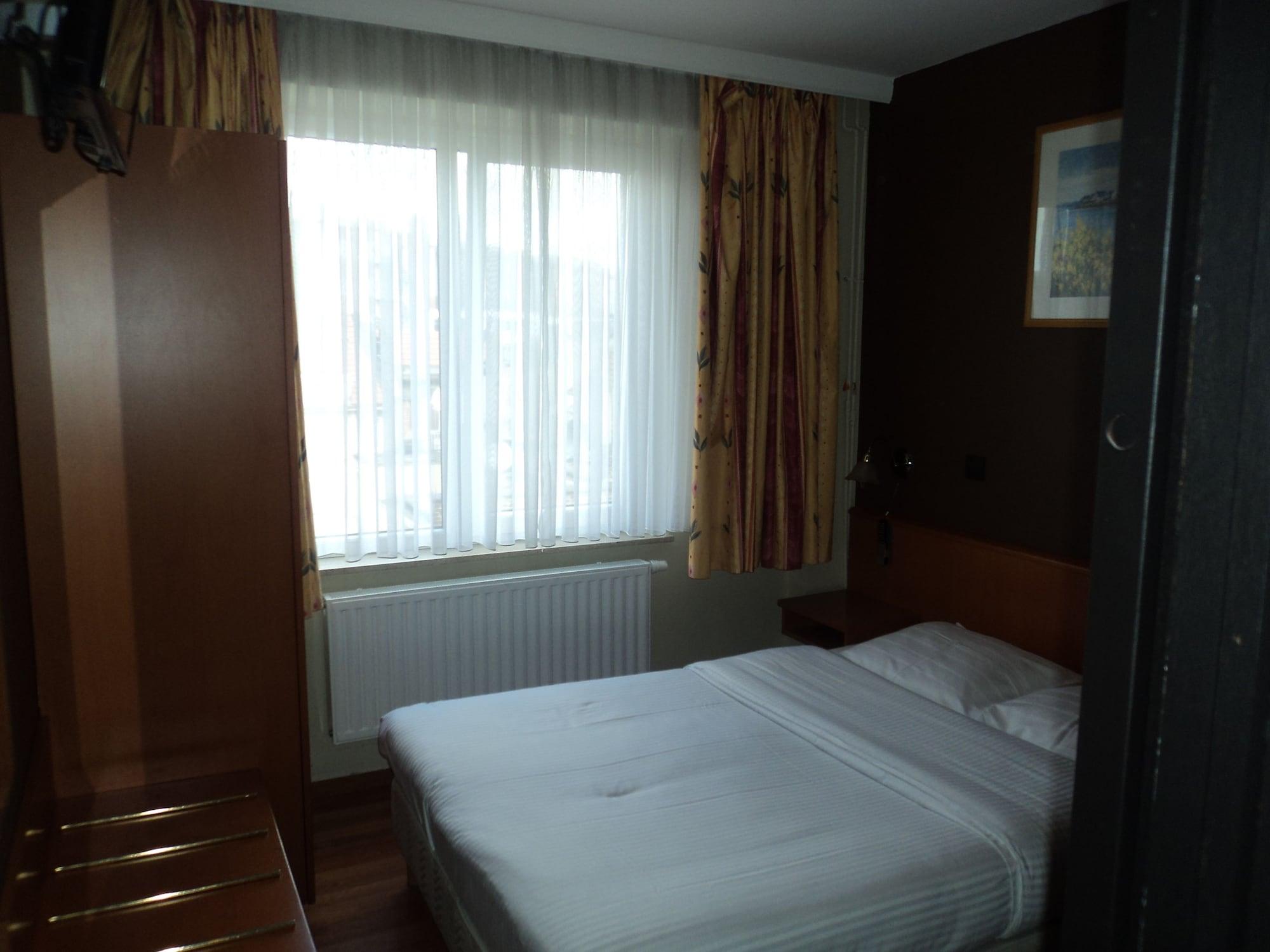 Saint-Josse-ten-Noode Albert Hotel מראה חיצוני תמונה