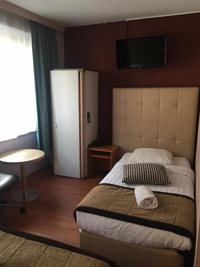 Saint-Josse-ten-Noode Albert Hotel מראה חיצוני תמונה