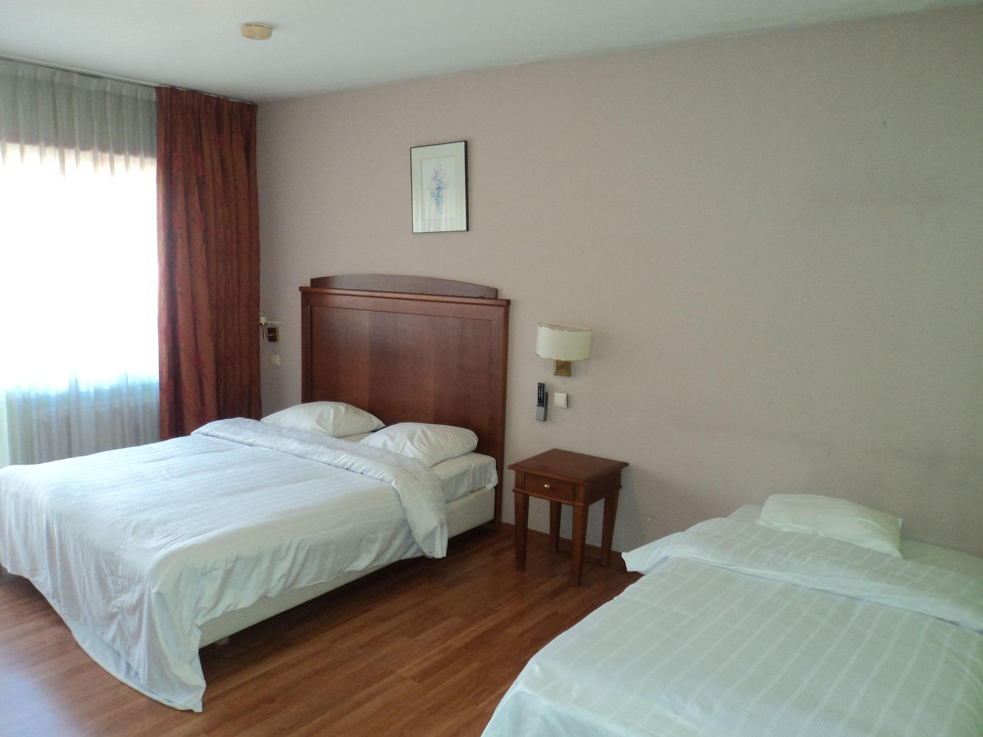Saint-Josse-ten-Noode Albert Hotel מראה חיצוני תמונה